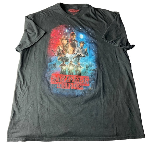 Stranger Things Graphic T-Shirt Size XL - Picture 1 of 7